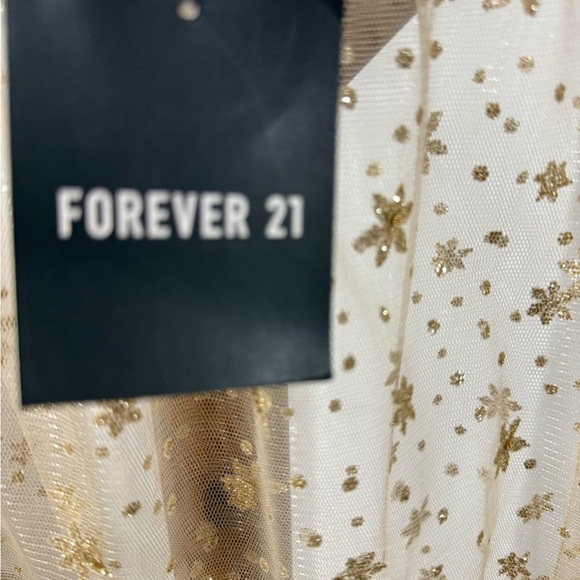 - Forever 21 sparkly holiday skirt. Nwt - Picture 6 of 12